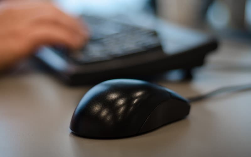 How to Turn Off Mouse Acceleration on a Windows 10 PC