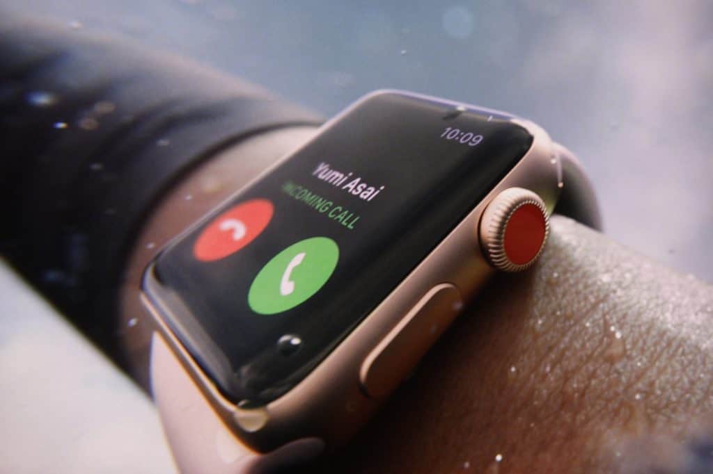 How to sync iphone to apple watch series 3 deals