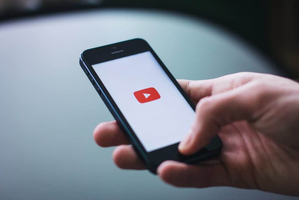 How to download YouTube videos on iPhone 1