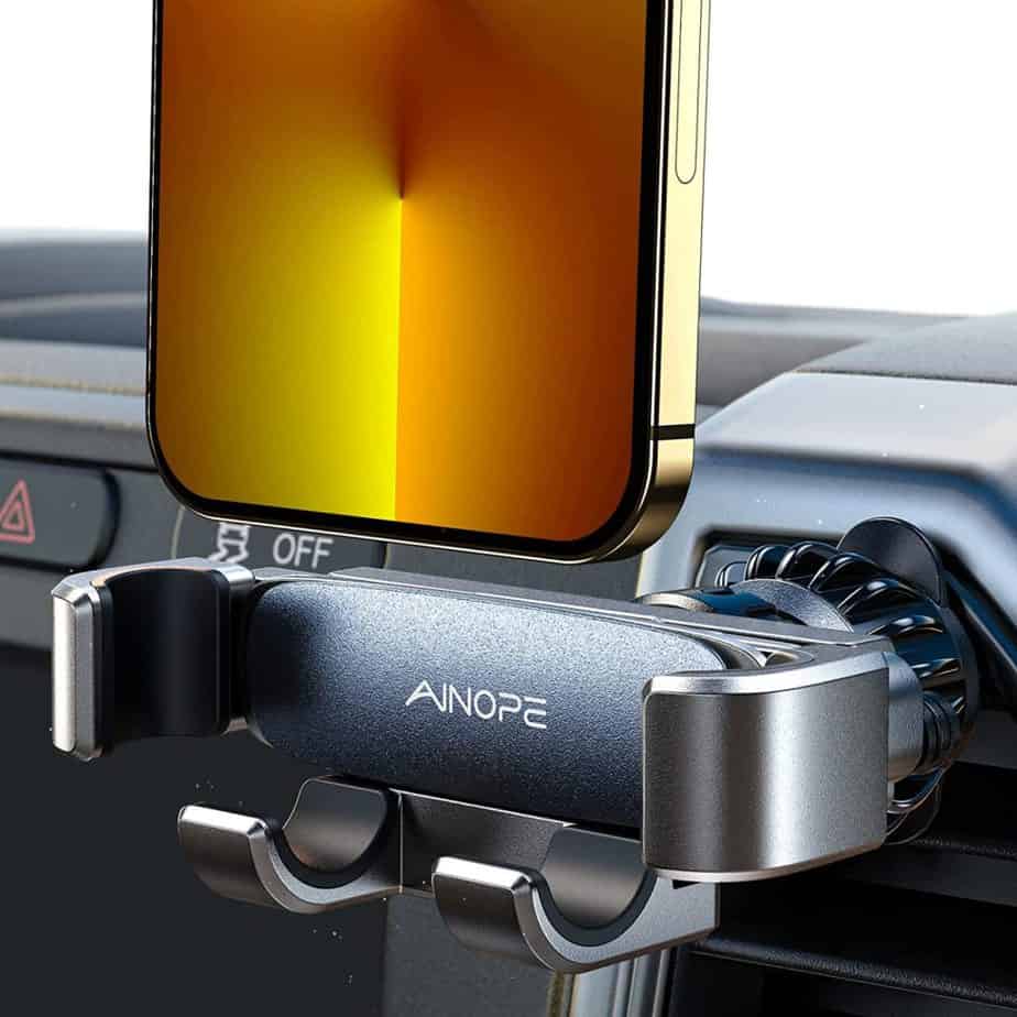 Best iPhone car mount in 2024