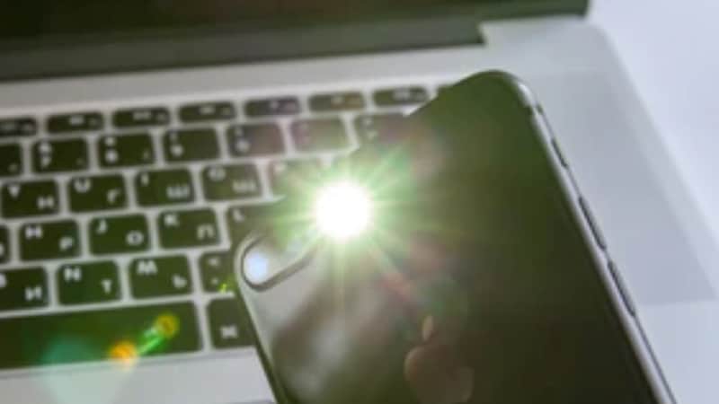 Flashlight On iPhone1