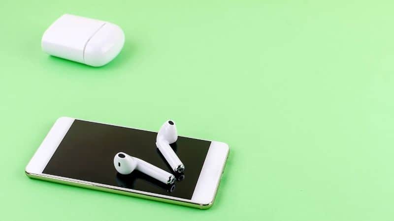 How To Adjust The Volume On Your Apple AirPods With An IPhone Or IPad