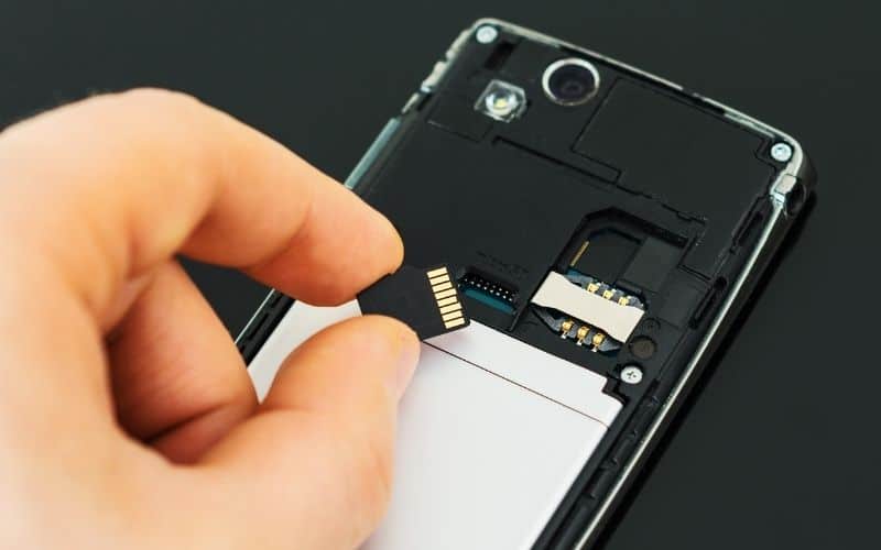 How To Move Pictures To An SD Card From An Android