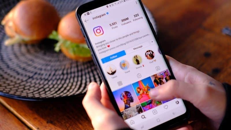 How to mute someone on Instagram