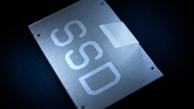 What is SSD in laptop