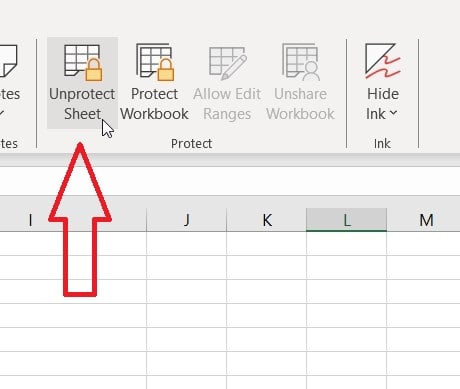 How to create a workbook in Excel and lock columns.