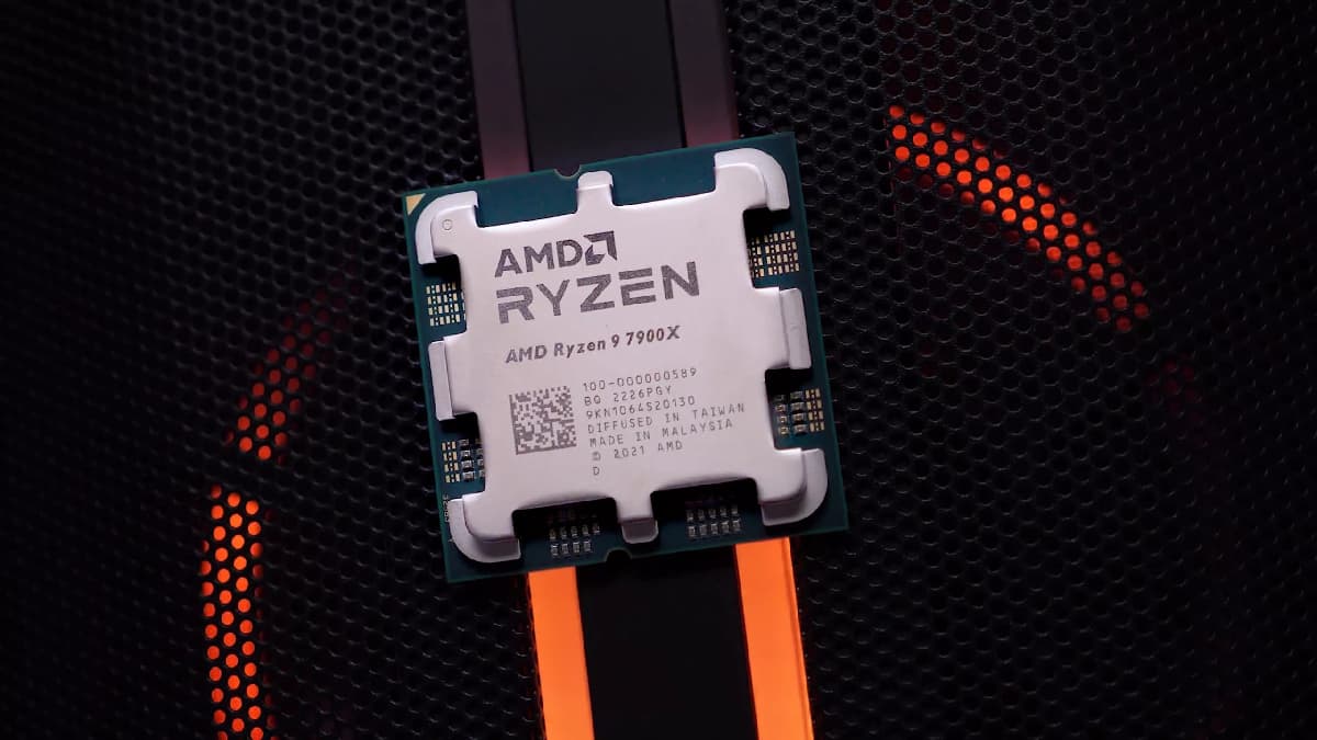 AMD Ryzen 9 7900X 12-core 24-thread Desktop Processor - 12 cores