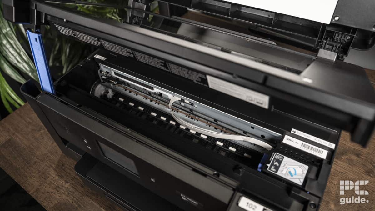 Epson ET-15000 Printer ribbon and rail, Image by PC Guide