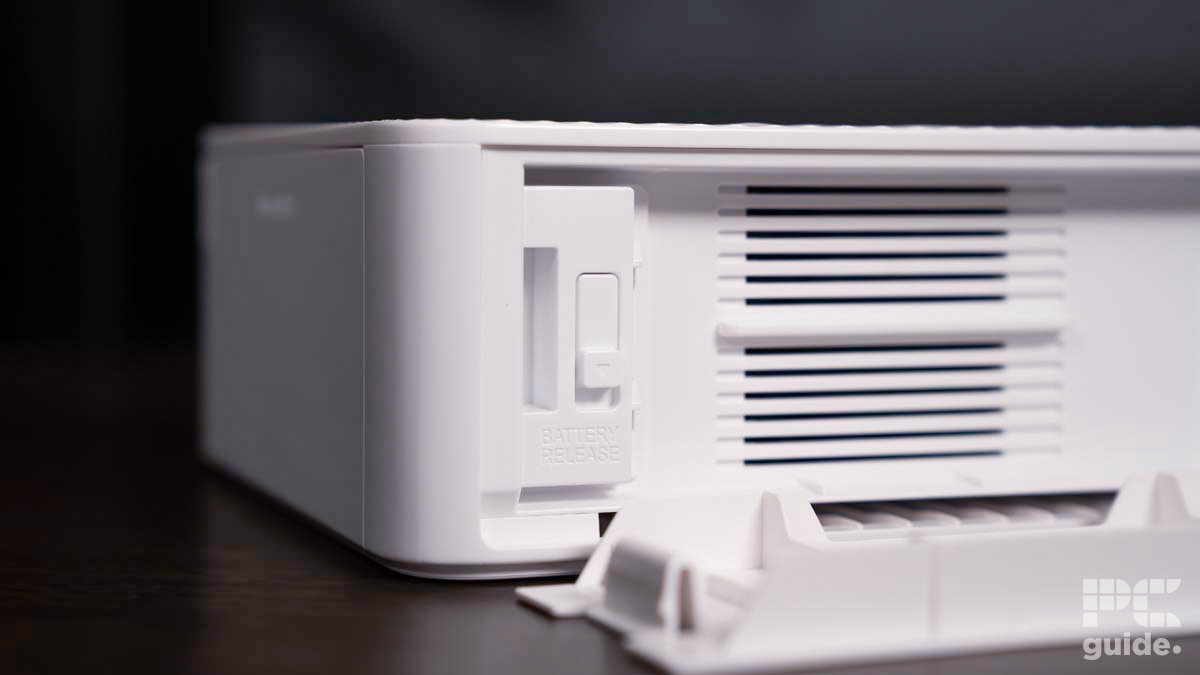 Canon SELPHY CP1500 battery release, Image by PC Guide