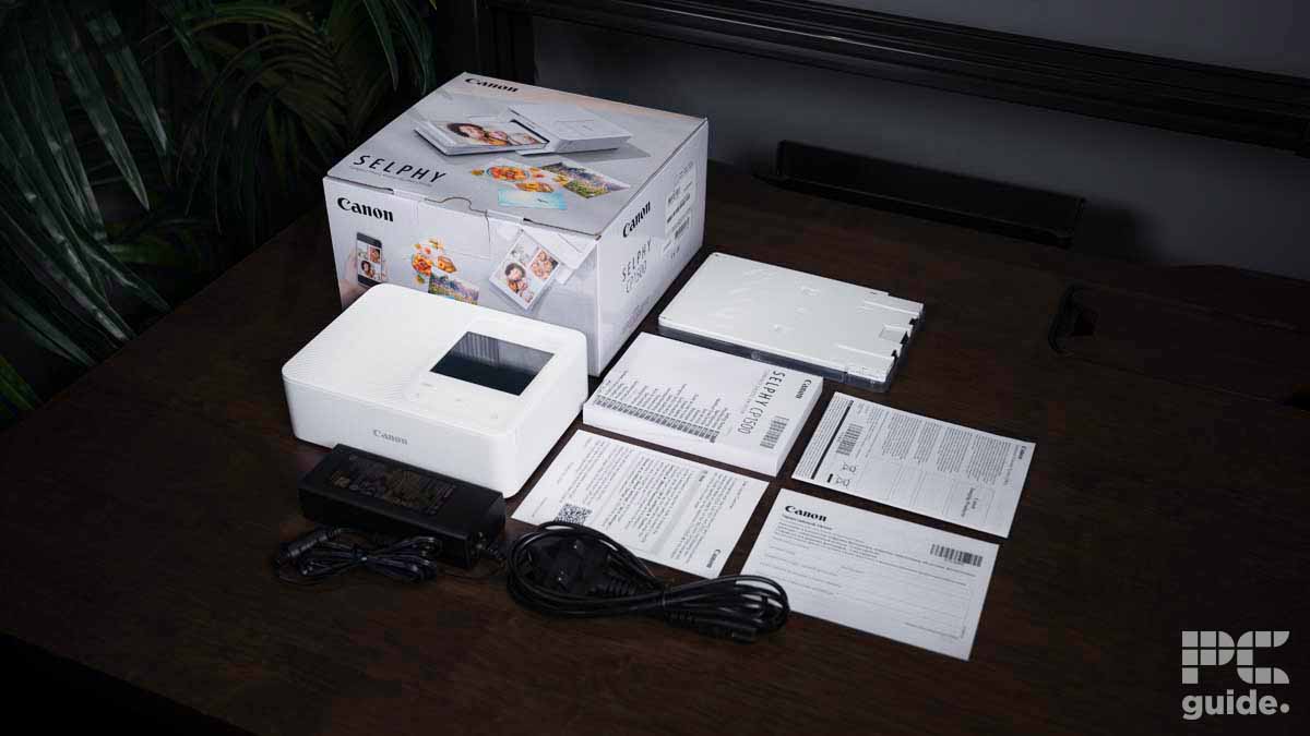 Canon SELPHY CP1500 box contents, Image by PC Guide