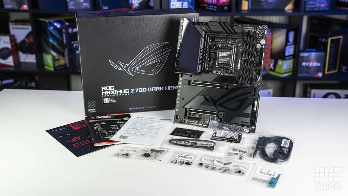Z790 Dark Hero and box contents