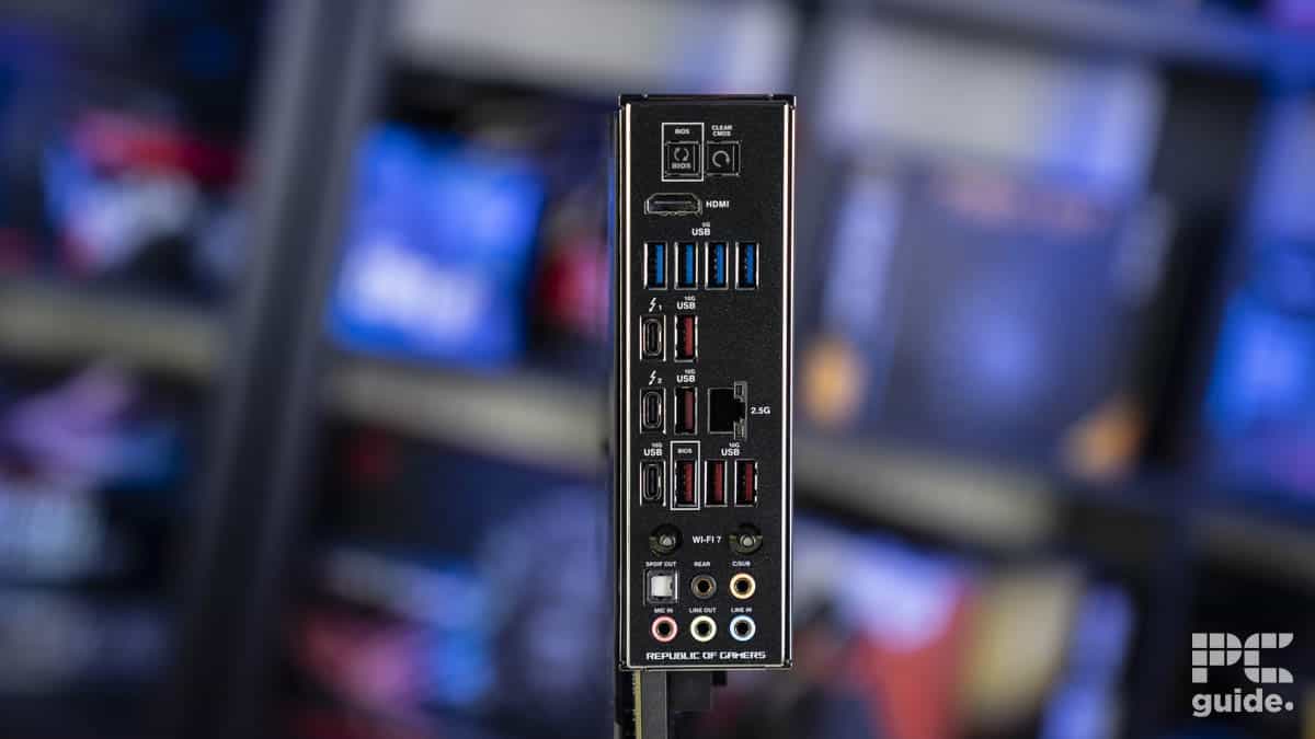 Z790 Dark Hero input output