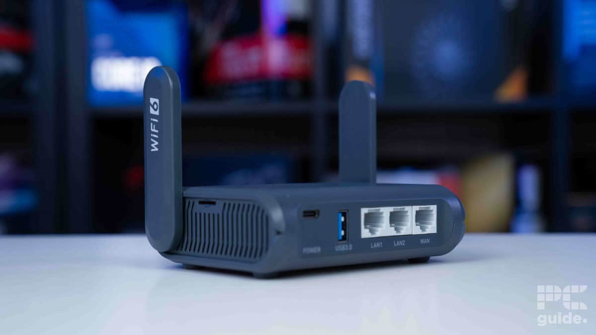 GL.iNet GL-AXT1800 (Slate AX) back profile, Image by PCGuide