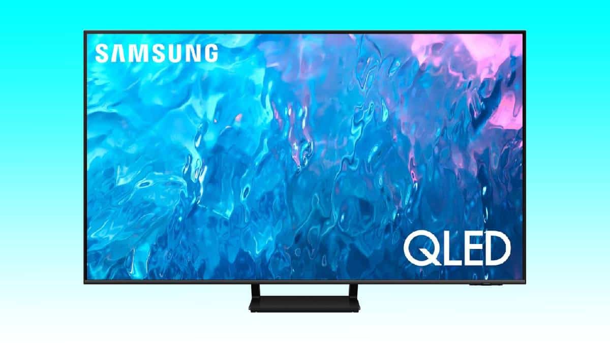 Score a discounted 4K QLED SAMSUNG 65-inch TV with this eye-catching   deal - PC Guide