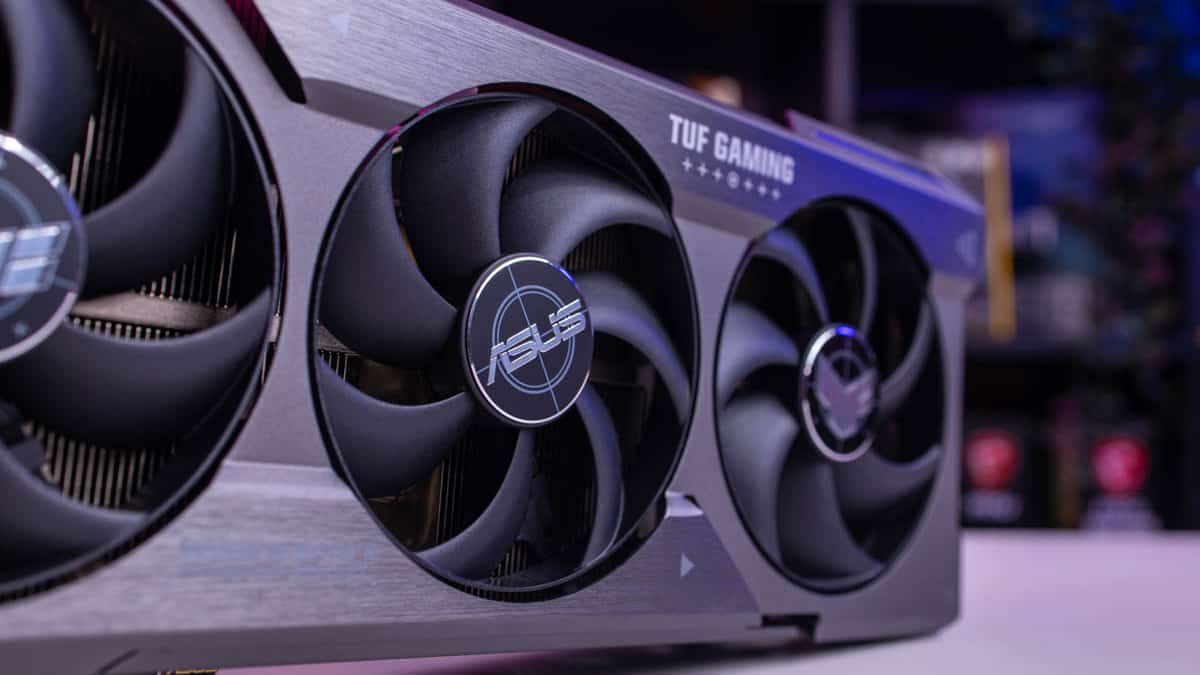 ASUS TUF Gaming Radeon RX 7900 XTX fans