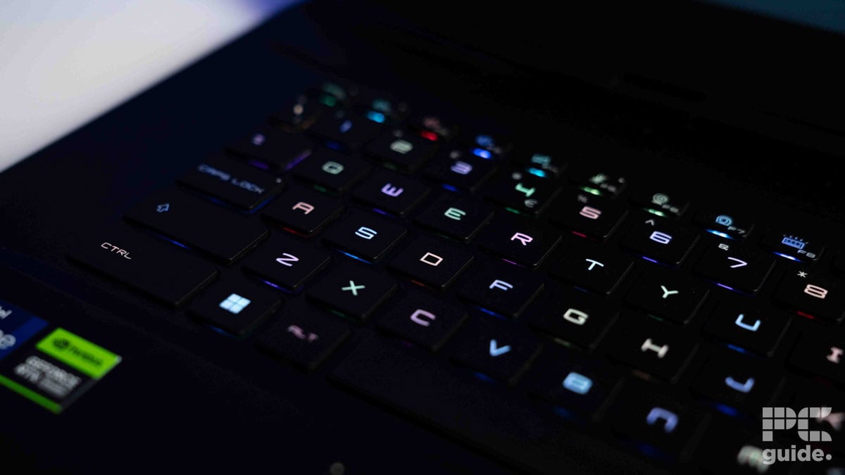 MSI Stealth 17 Studio A13V keyboard, source PCGuide