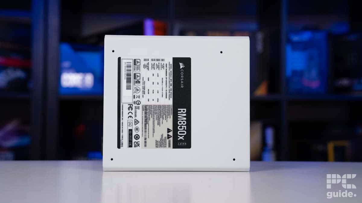 Corsair RM850x Shift White info sticker top, Image by PCGuide