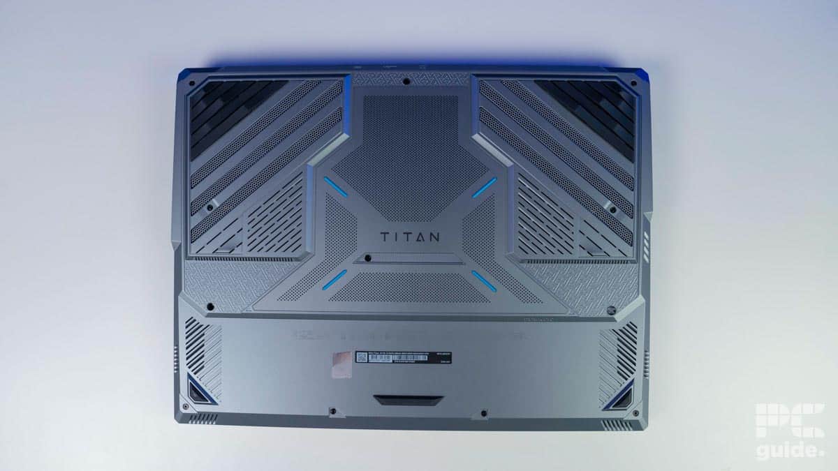 MSI Titan 18 HX bottom, Image by PCGuide
