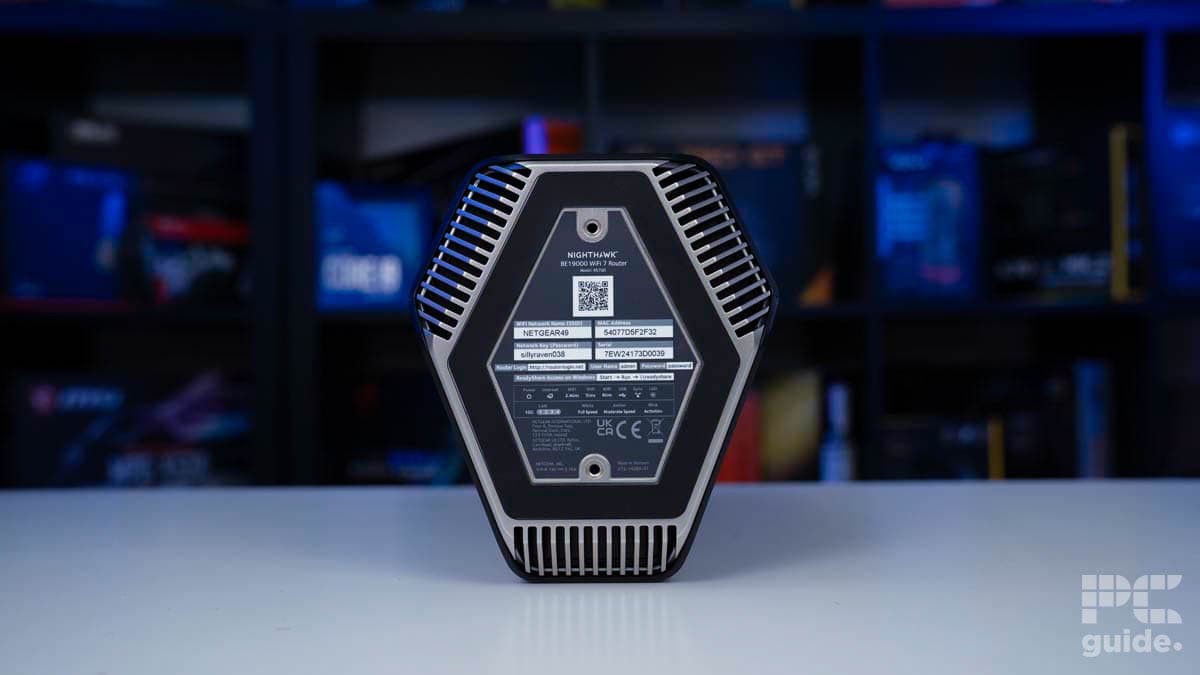 Netgear Nighthawk RS700 WiFi 7 Router (BE19000) bottom, source PCGuide