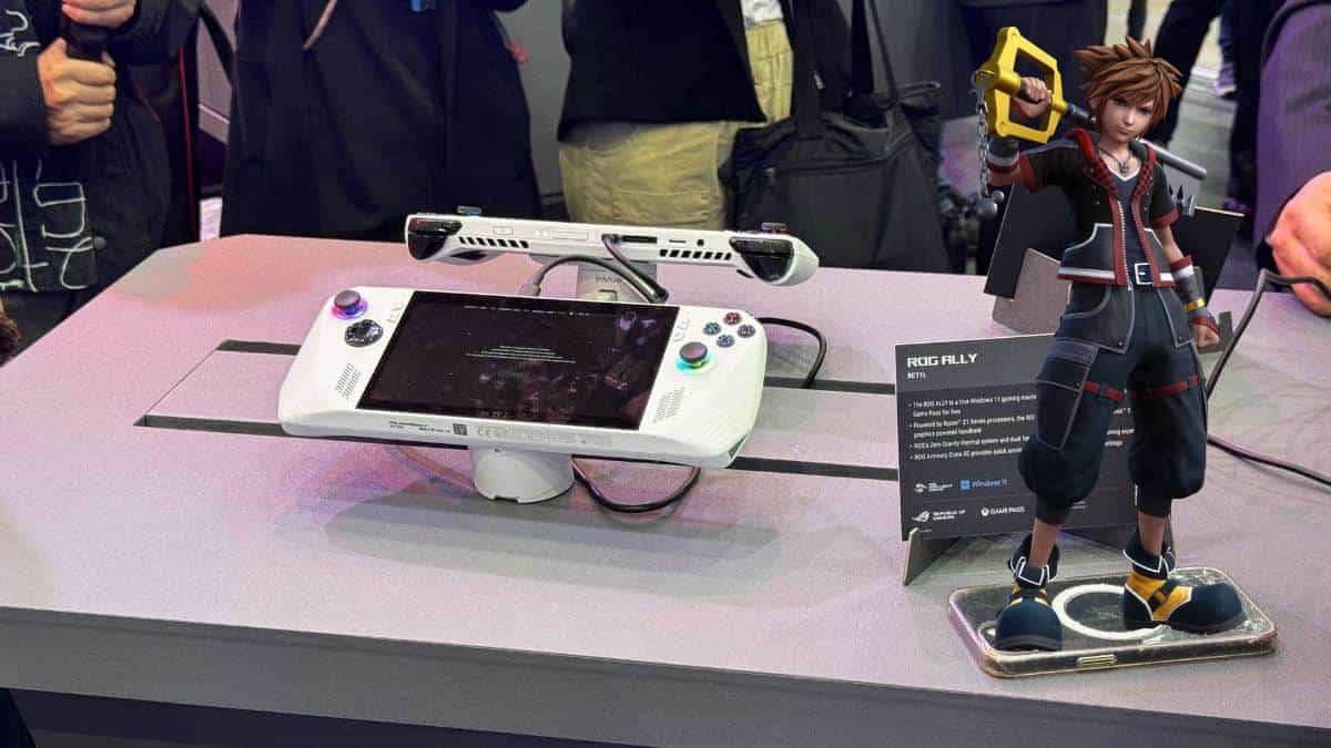 ASUS ROG Ally falls at the first hurdle with Kingdom Hearts crashes, but Steam Deck seems unaffected