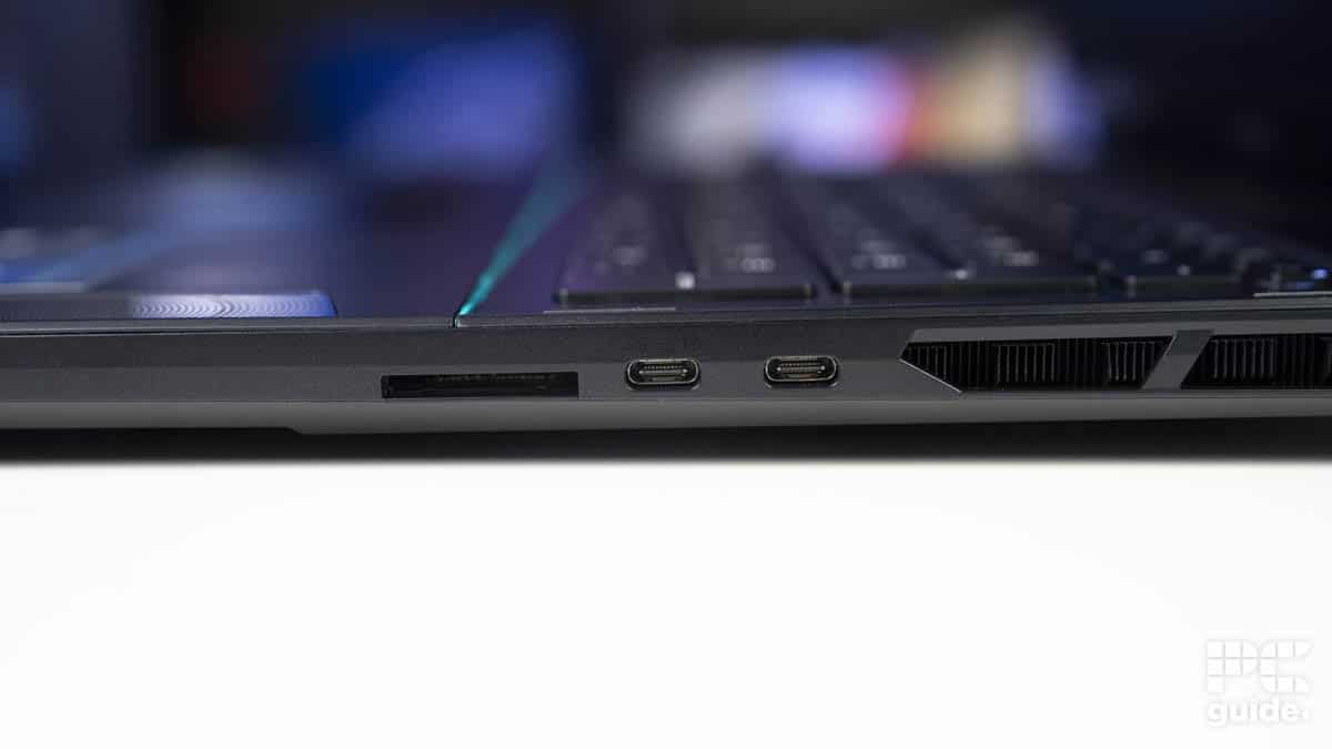 MSI Stealth 18 AI Studio A1V right side, Image by PC Guide