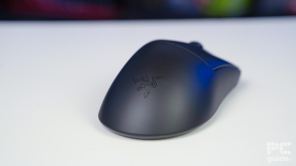 Razer DeathAdder V3 HyperSpeed back, Image by PC Guide
