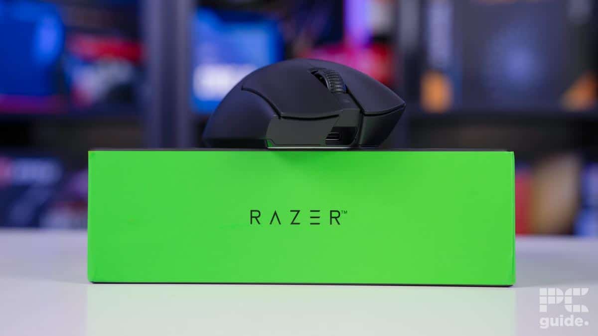 Razer DeathAdder V3 HyperSpeed mouse on box, Image by PC Guide