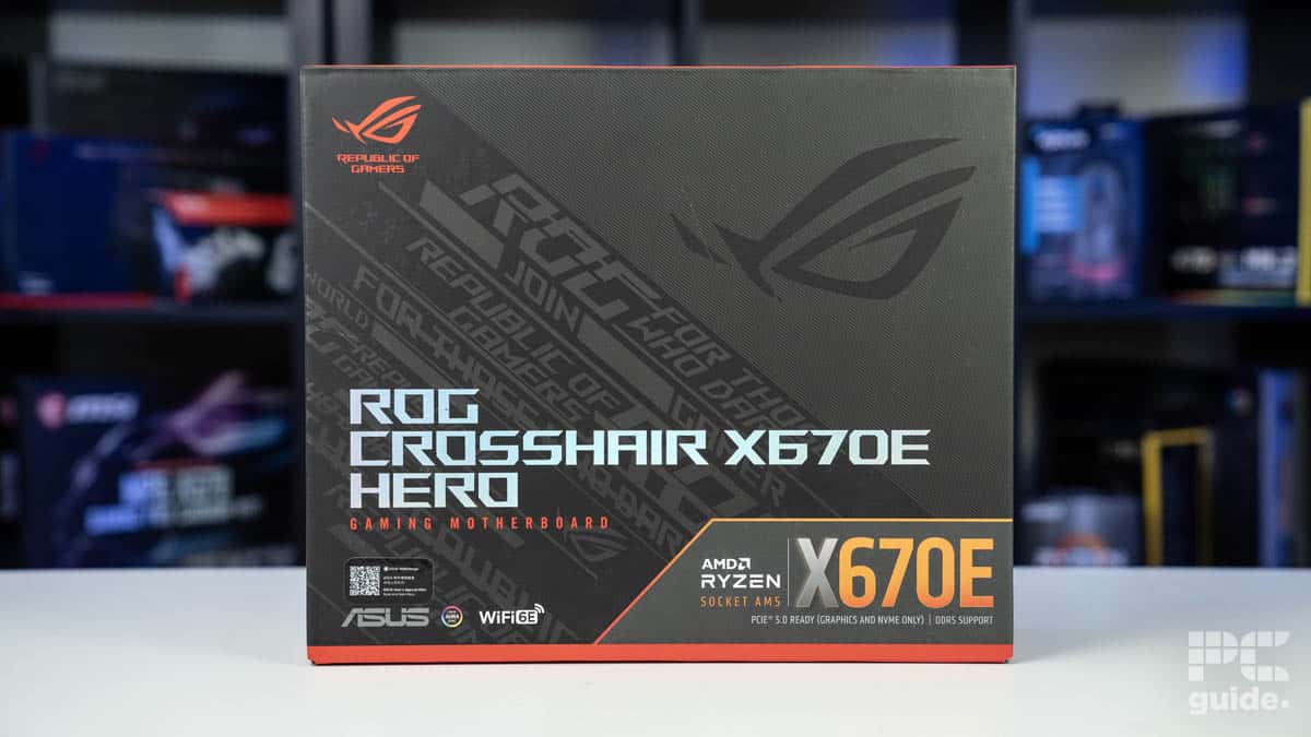 Crosshair X670E Hero in box on the table