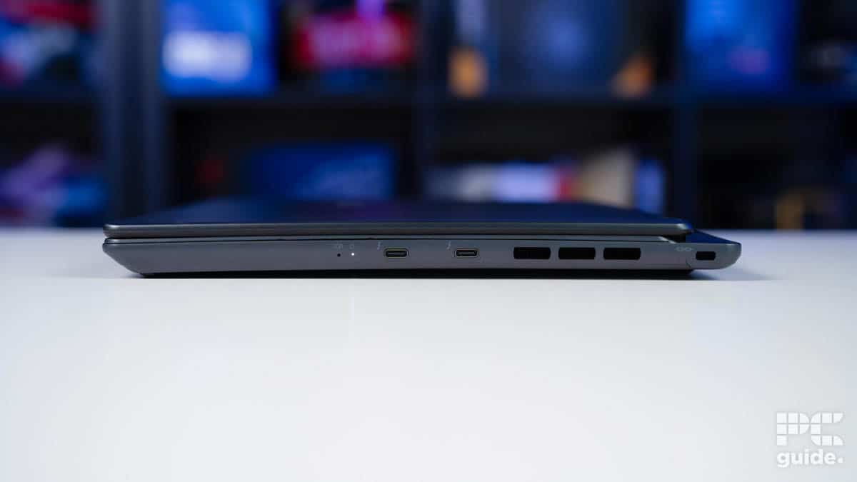 MSI Prestige 14 AI Evo right side, Image by PC Guide