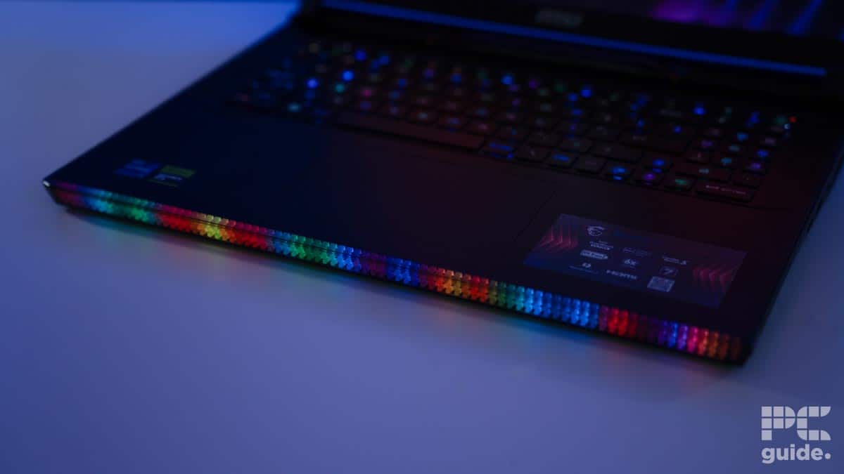 MSI Raider GE78 HX 14VHG front RGB bar, Image by PC Guide