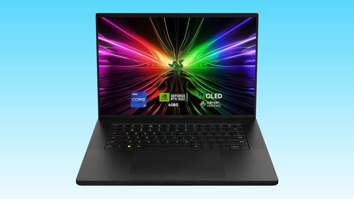 Razer RTX 4080 OLED gaming laptop goes on sale in its debut Amazon deal