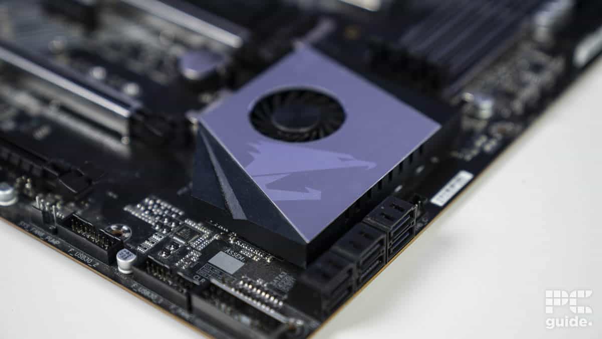 Aorus X570 showing chipset fan