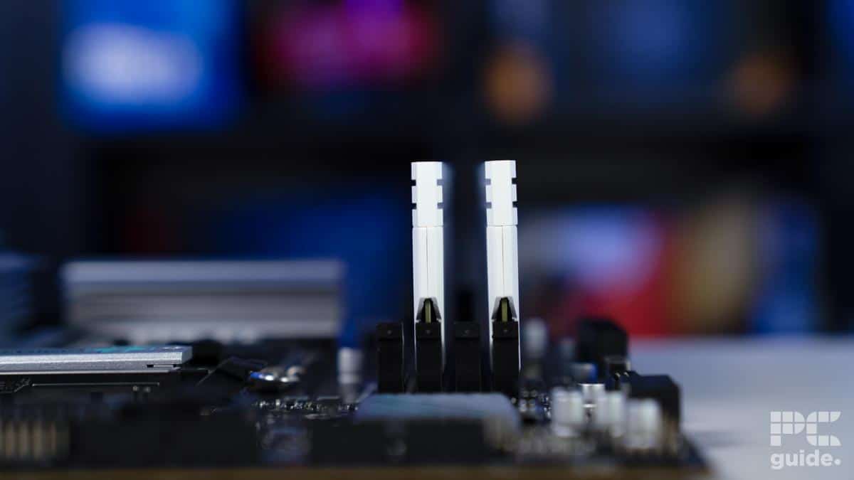 Corsair Dominator Titanium RGB 64GB 6600MTs CL32 ends, Image by PC Guide
