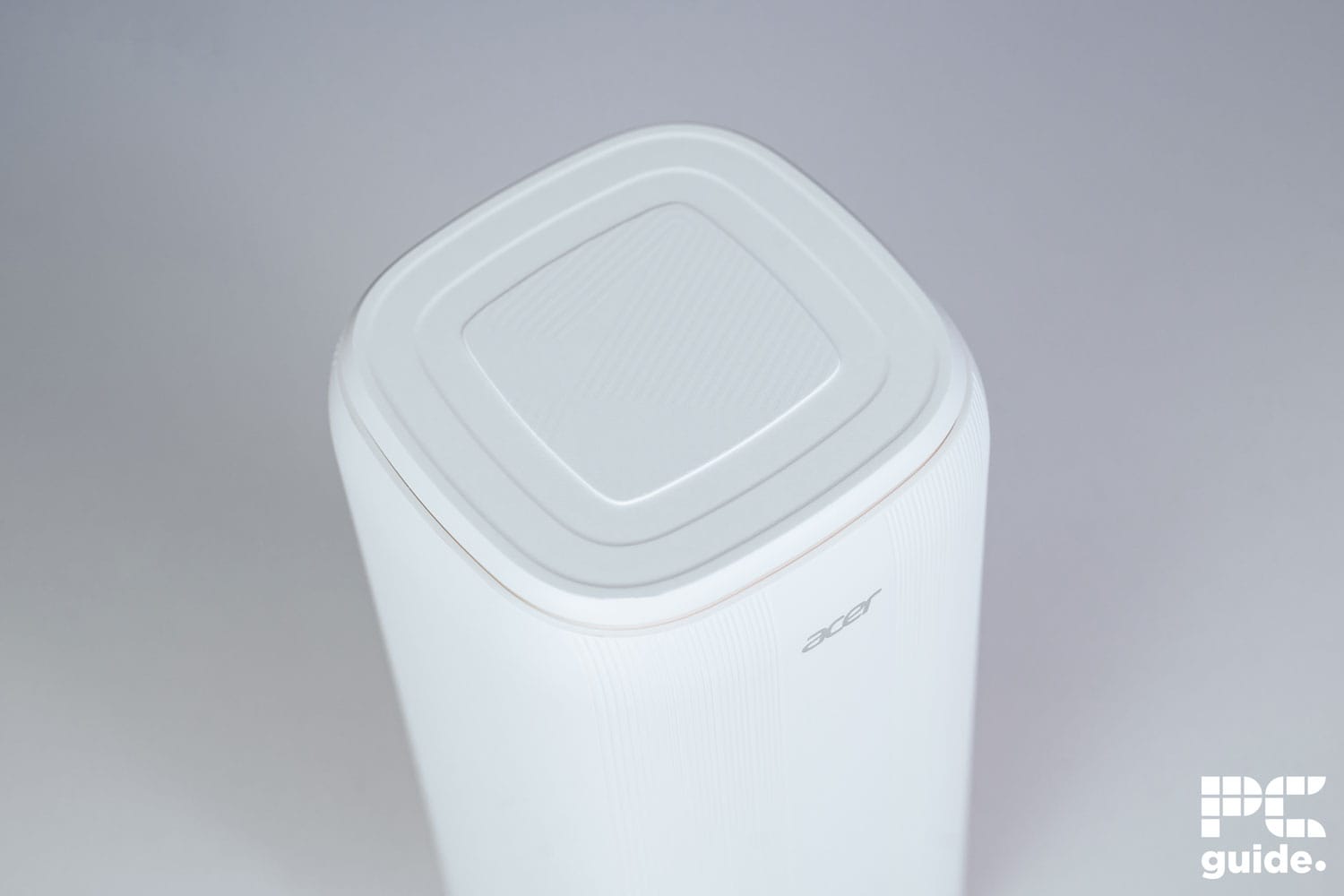 Acer Connect X6E top, Image by PC Guide