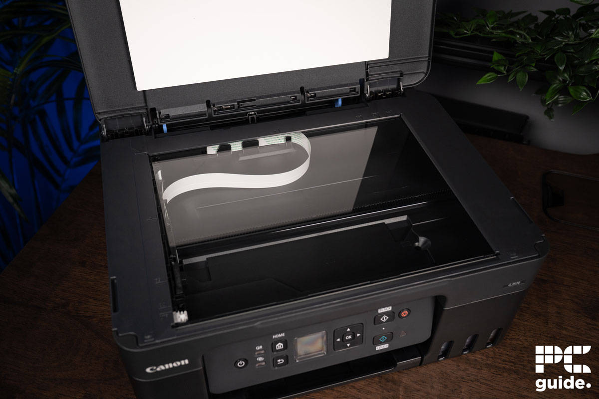 Canon PIXMA G3570 scanner bed, Image by PC Guide