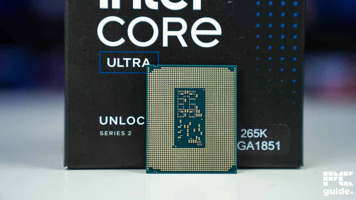 Core Ultra 7 265K back of CPU