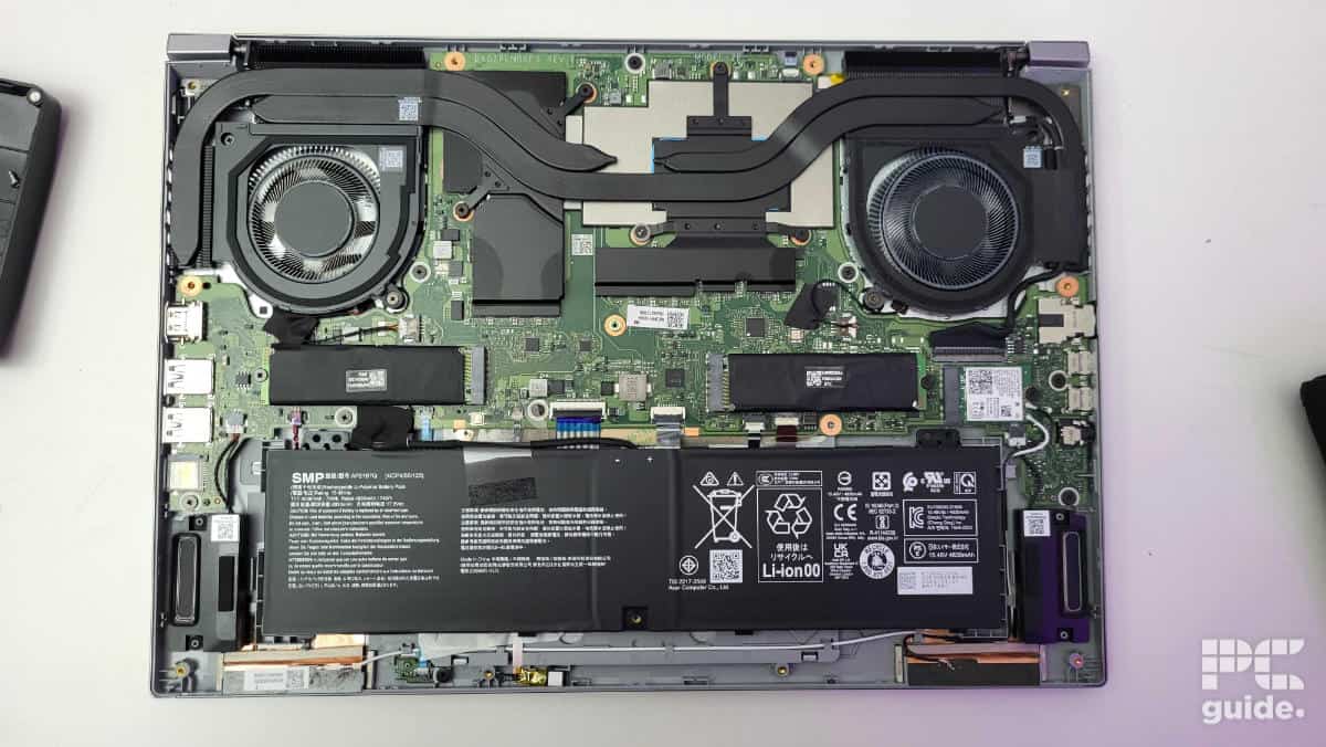 Acer Predator Triton Neo 16 inside, Image by PC Guide