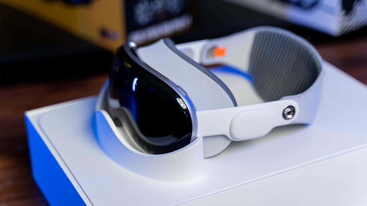 Apple Vision Pro is coming to two more regions this November with an unsurprisingly high price tag