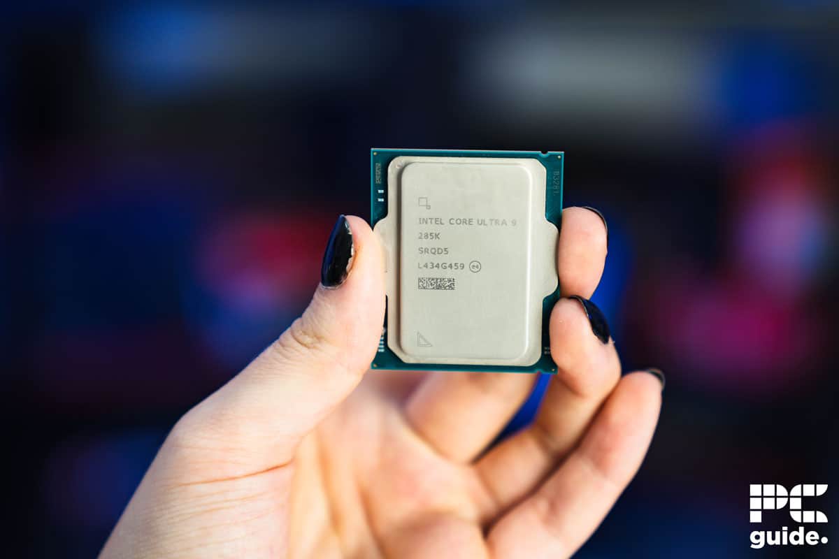 Intel Core Ultra 9 285K in hand, Image by PC Guide
