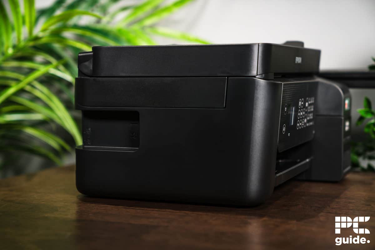 Epson EcoTank ET-4800 left side, Image by PC Guide