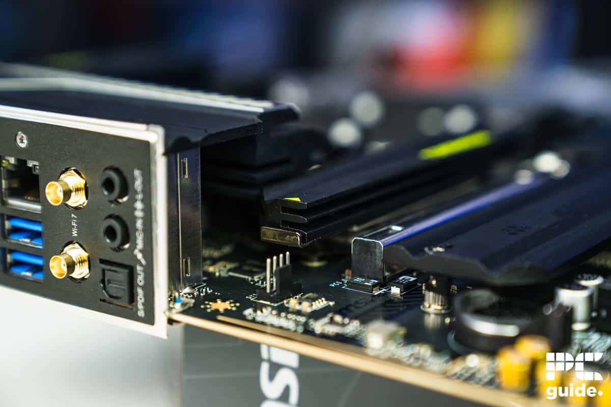 MSI MAG Z890 Tomahawk WiFi side on PCIe and IO, Image by PC Guide