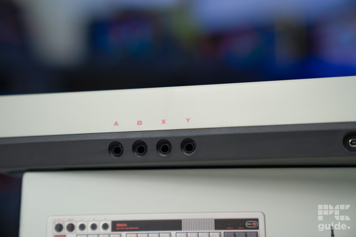 8Bitdo Retro Mechanical Keyboard 3.5mm accessories connectors, Image by PC guide