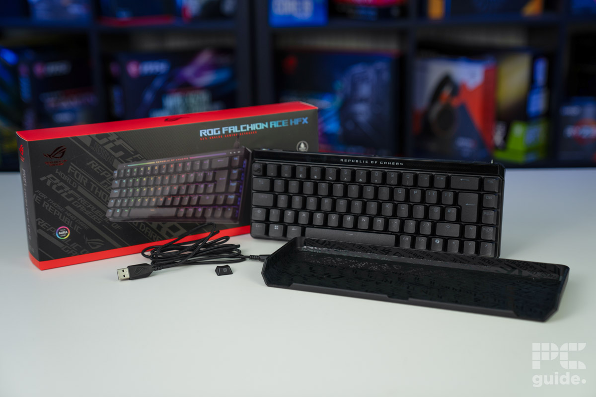 ROG Falchion ACE HFX box contents, Image by PC Guide