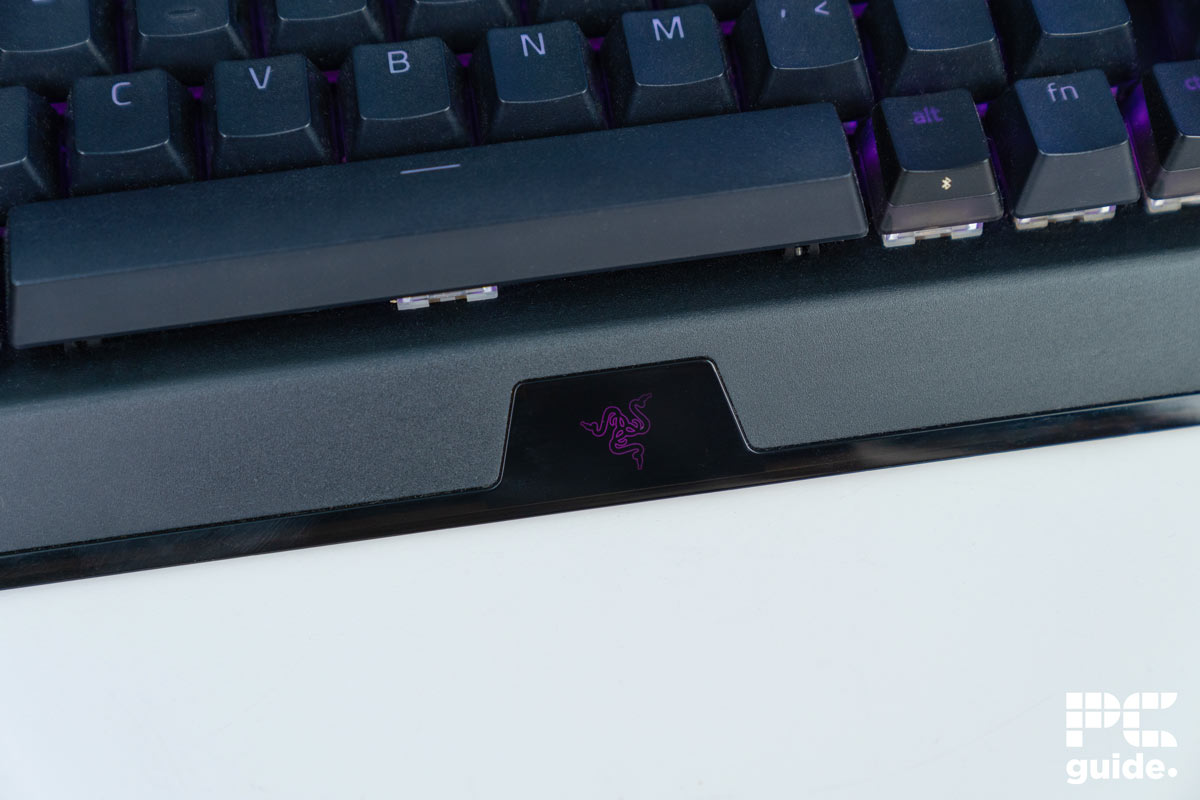 Razer Blackwidow V3 Mini Hyperspeed logo, Image by PC Guide