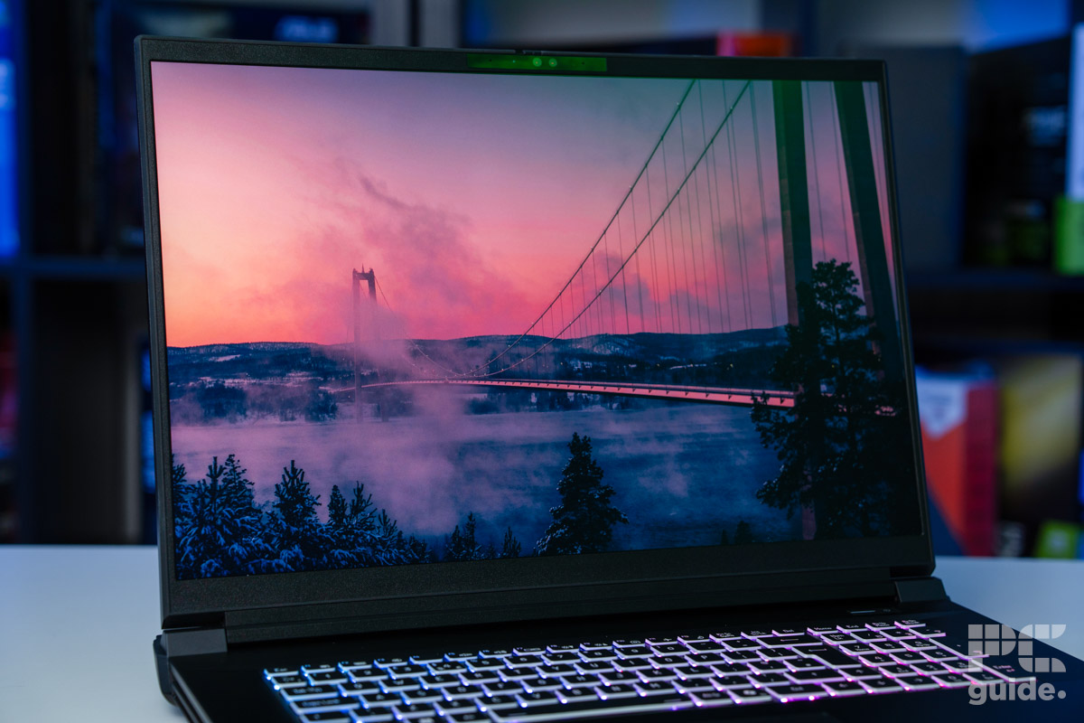 Pinnacle X580WNT-G display, Image by PC Guide