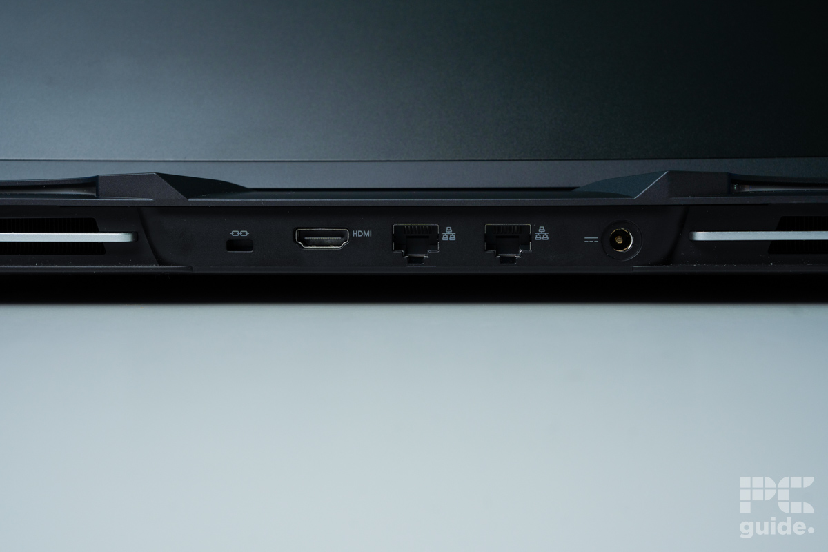 Pinnacle X580WNT-G rear IO, Image by PC Guide