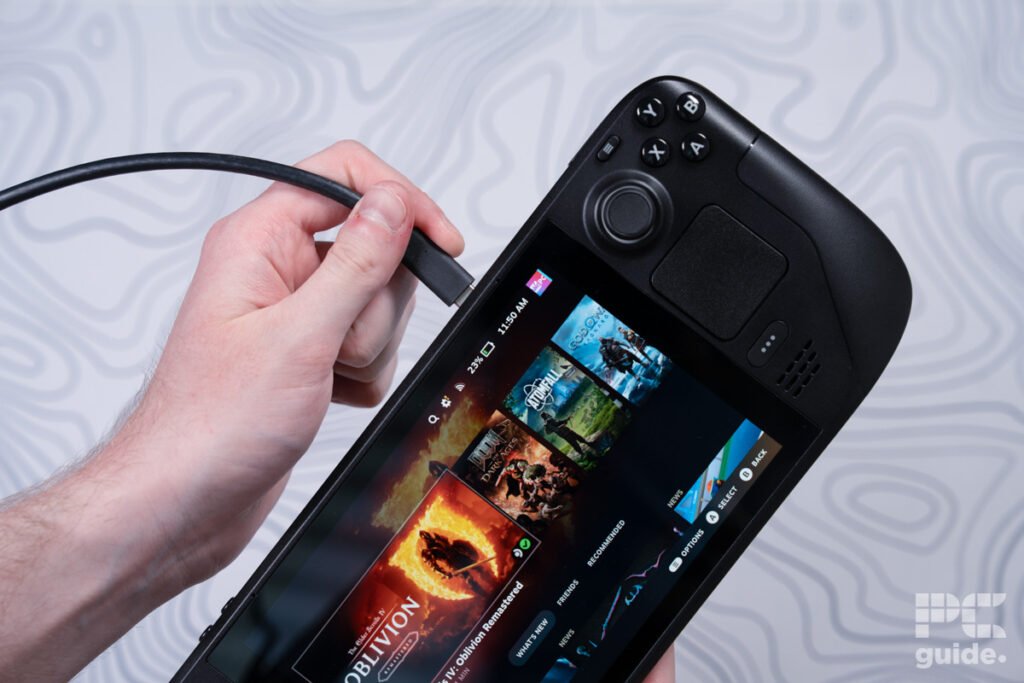 usb c cable from xbox contoller going into Steam deck