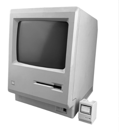 pico-mac-nano next to original Macintosh
