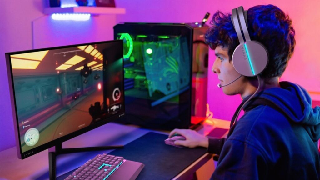 Gaming on the Philips Evnia 25M2N3200U, source: Philips