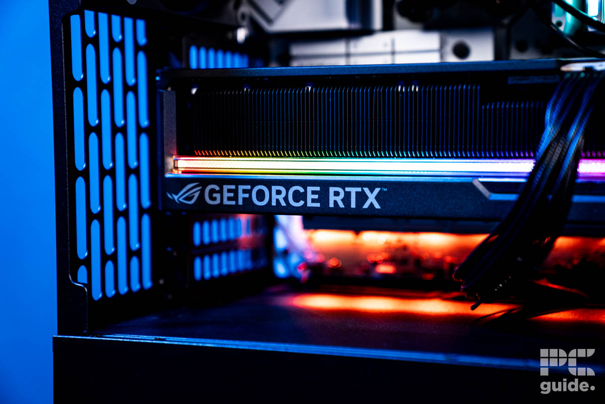 A close up of the GeForce RTX GPu in teh HAVN BF 360 Flow case.